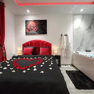 https://suite-romantique-spa-sauna-en-avignon.fr-provencehotel.com